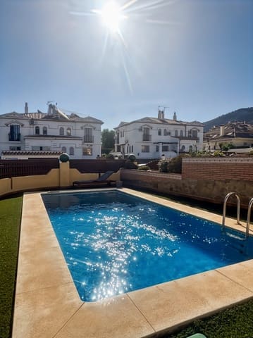 5 chambre Villa/Maison Semi-Mitoyenne à vendre à Alhaurín de la Torre avec piscine garage - 590 000 € (Ref: 9540941)