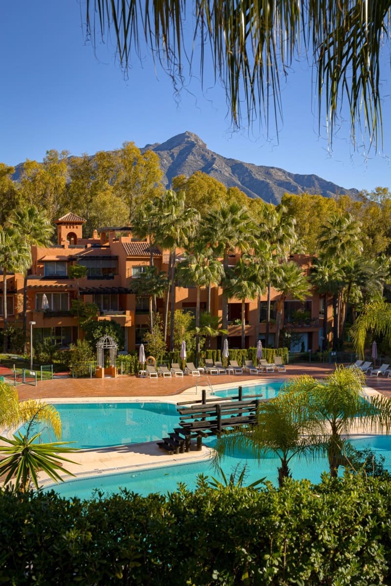 4 sovrum Lägenhet till salu i Marbella med pool garage - 895 000 € (Ref: 9551190)