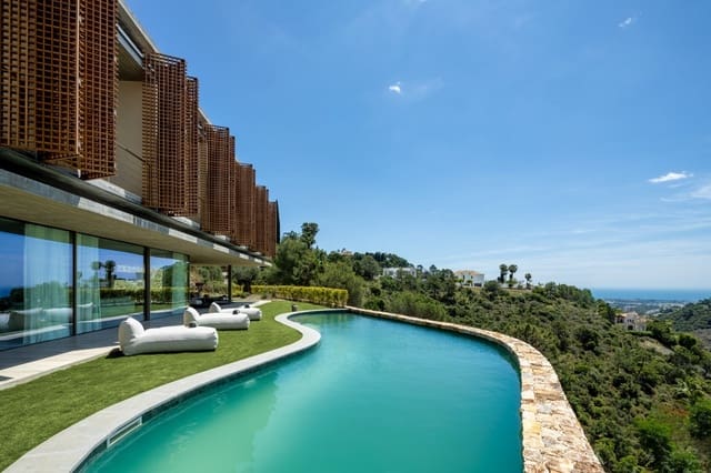 Chalet de 7 habitaciones en El Madroñal, Benahavís en venta con piscina garaje - 10.800.000 € (Ref: 9555331)