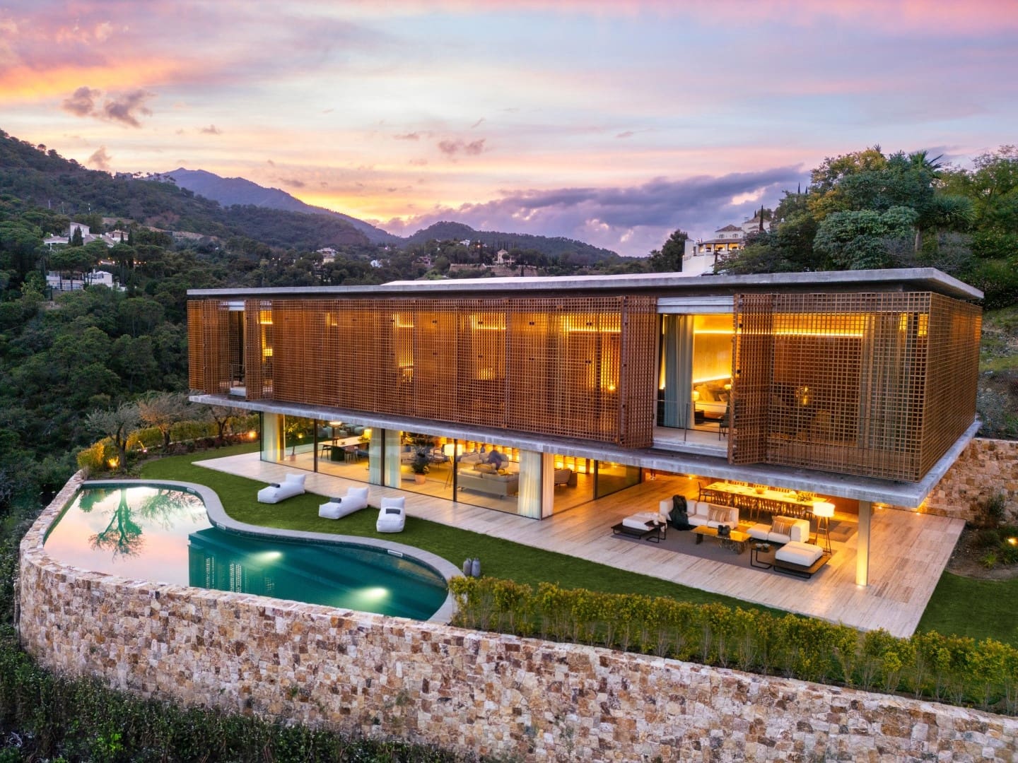7 bedroom Villa for sale in El Madronal with pool garage - € 10,800,000 (Ref: 9555331)