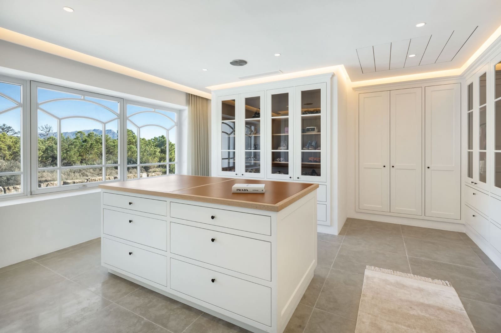 7 makuuhuone Huvila myytävänä paikassa Benahavis mukana uima-altaan 
autotalli - 10 700 000 € (Ref: 9557777)