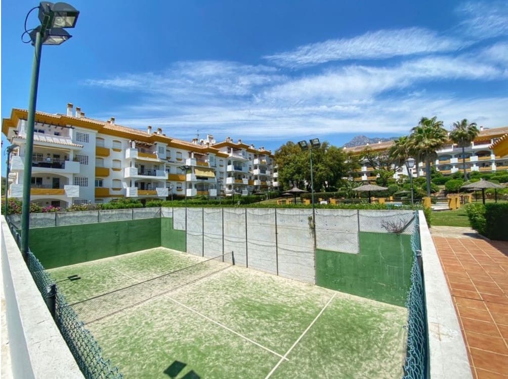 3 quarto Apartamento para venda em Marbella com piscina - 450 000 € (Ref: 9590970)
