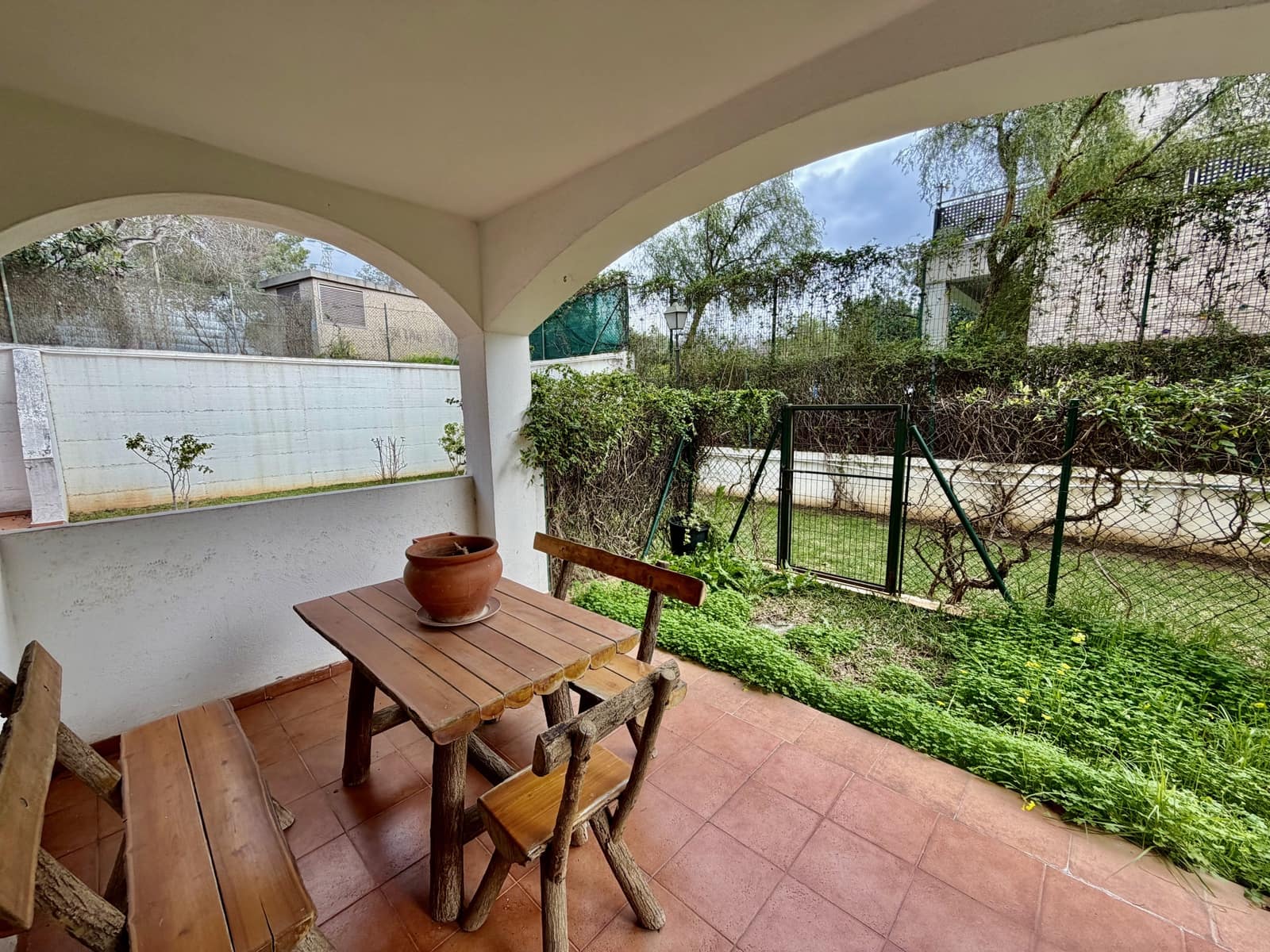 3 bedroom Apartment for sale in Marbella with pool - € 450,000 (Ref: 9590970)
