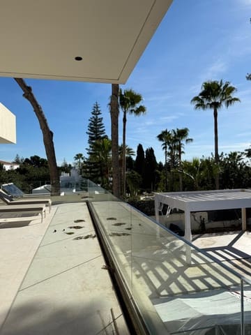 5 Zimmer Villa zu verkaufen in Marbella mit Pool Garage - 4.500.000 € (Ref: 9607933)