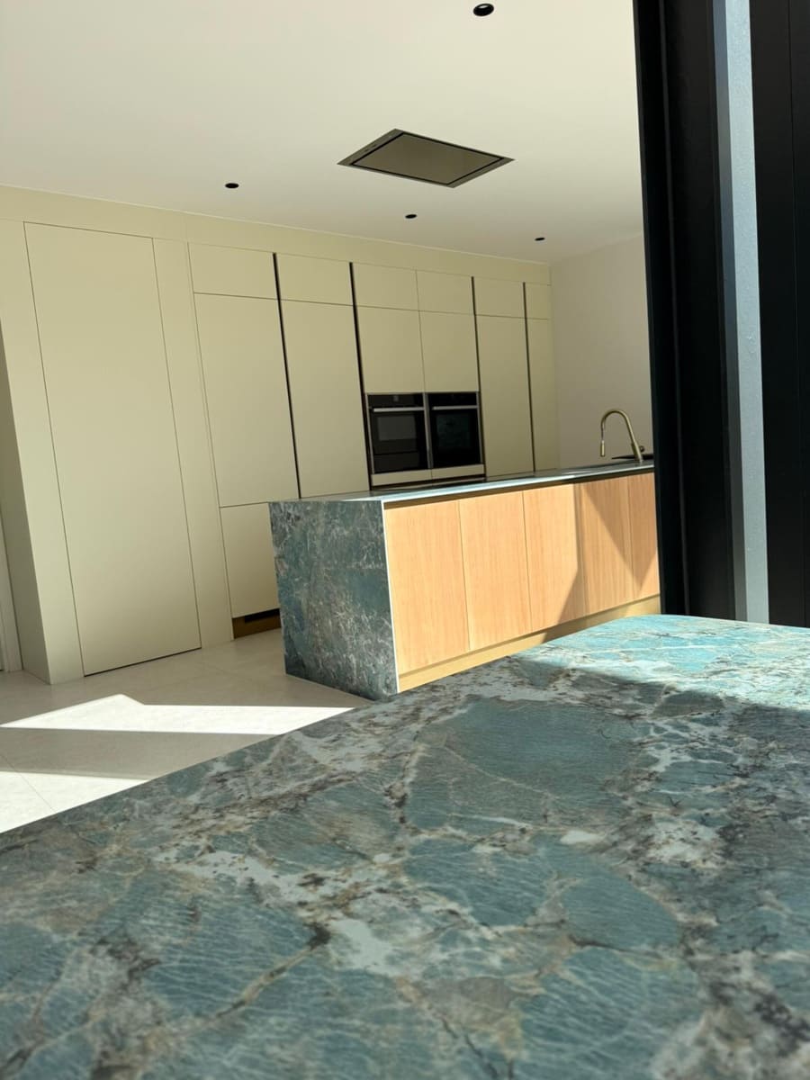 Chalet de 5 habitaciones en Marbella en venta con piscina garaje - 4.500.000 € (Ref: 9607933)