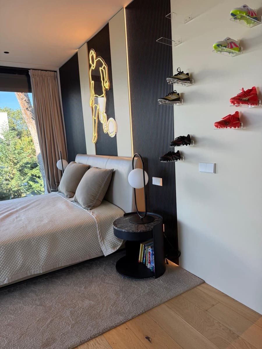 Chalet de 5 habitaciones en Marbella en venta con piscina garaje - 4.500.000 € (Ref: 9607933)