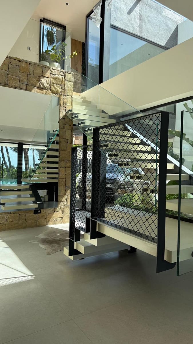 5 quarto Moradia para venda em Marbella com piscina garagem - 4 500 000 € (Ref: 9607933)