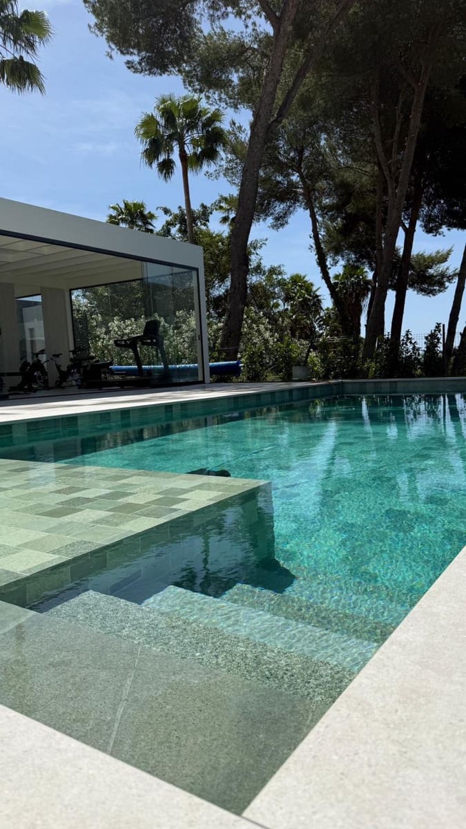 5 quarto Moradia para venda em Marbella com piscina garagem - 4 500 000 € (Ref: 9607933)