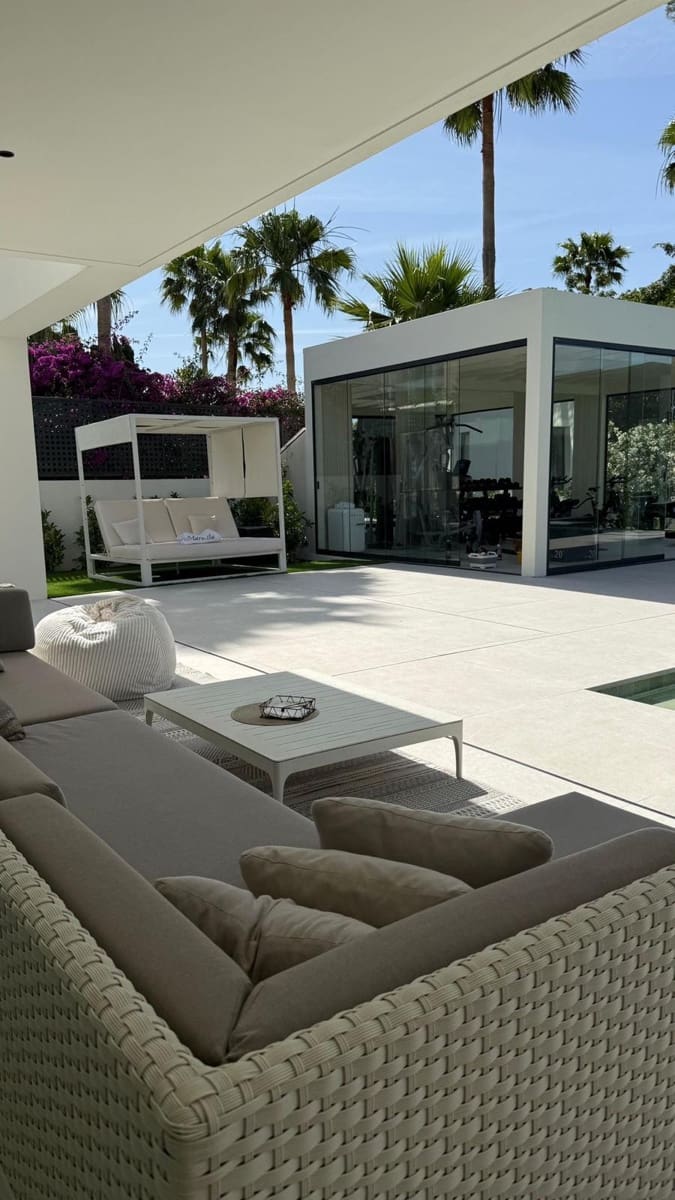 5 quarto Moradia para venda em Marbella com piscina garagem - 4 500 000 € (Ref: 9607933)