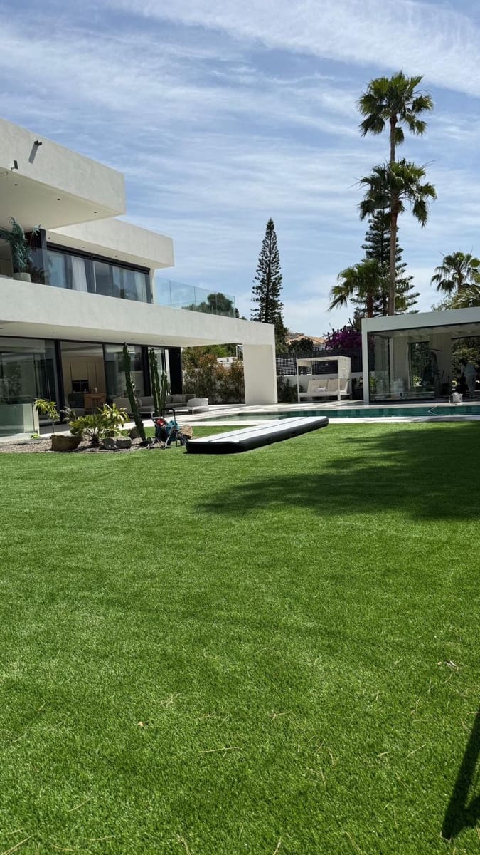 5 quarto Moradia para venda em Marbella com piscina garagem - 4 500 000 € (Ref: 9607933)