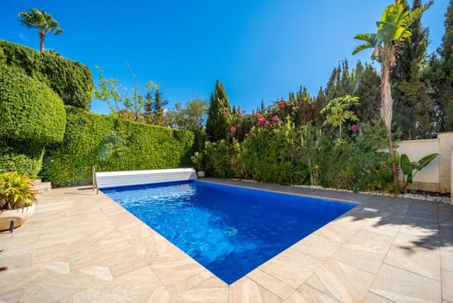 5 camera da letto Villa in vendita in Marbella con piscina garage - 1.695.000 € (Rif: 9611296)