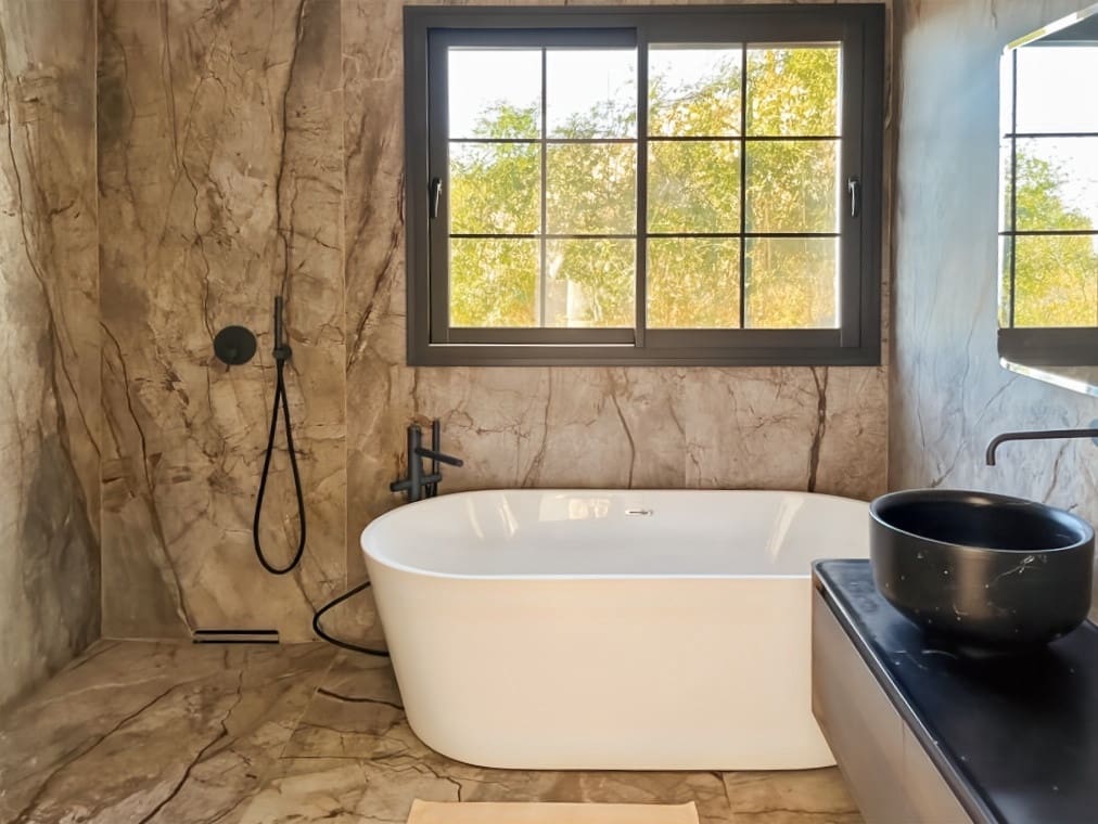 5 bedroom Villa for sale in Mijas with garage - € 1,600,000 (Ref: 9647937)