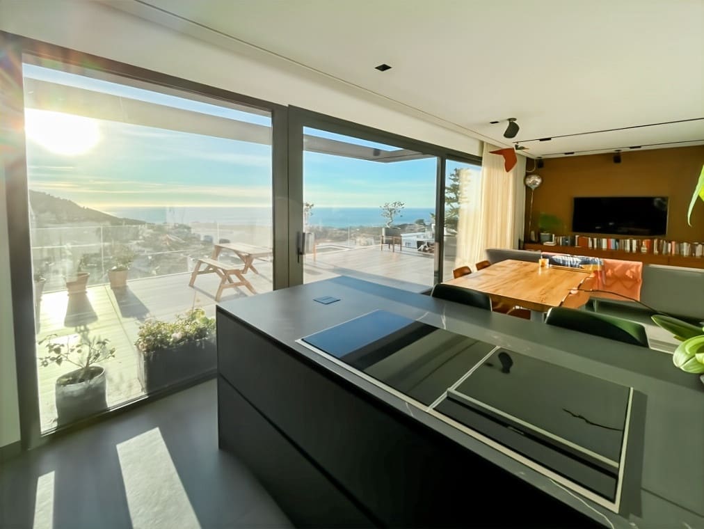 5 soverom Villa til salgs i Mijas med garasje - € 1 600 000 (Ref: 9647937)