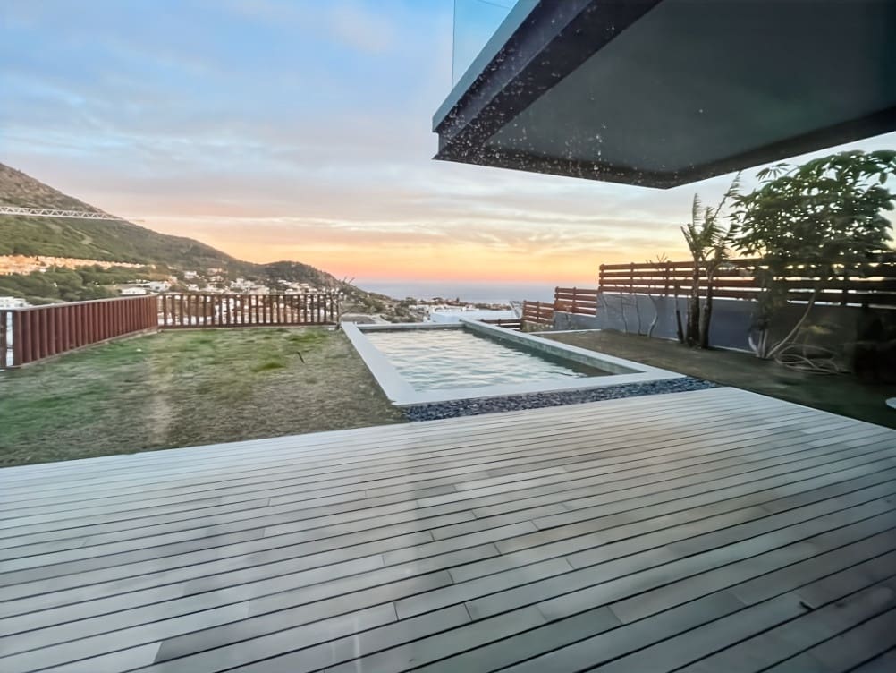 5 soverom Villa til salgs i Mijas med garasje - € 1 600 000 (Ref: 9647937)