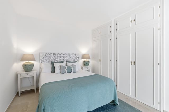 6 sovrum Villa till salu i Marbella med pool garage - 2 680 000 € (Ref: 9666186)