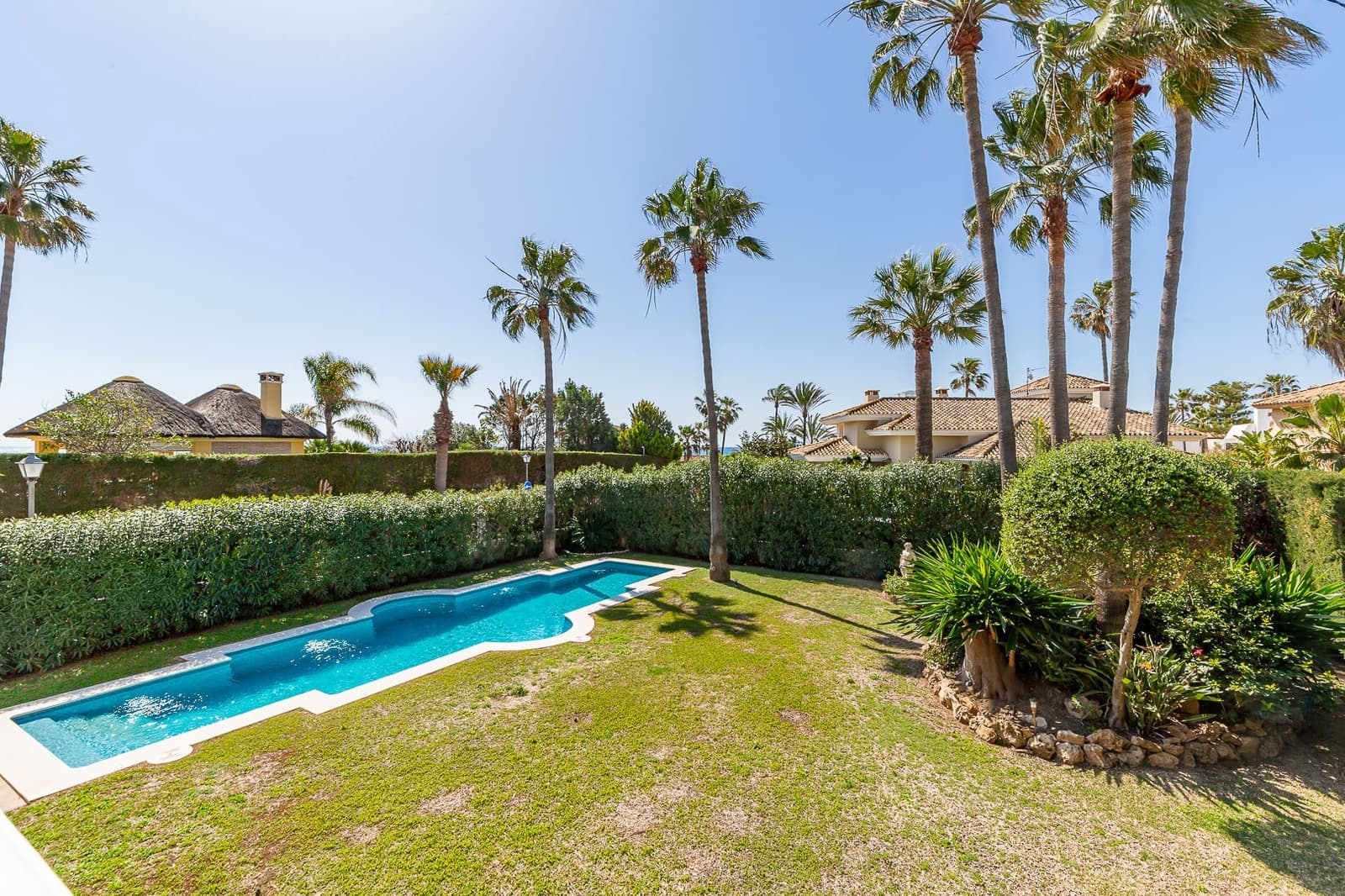 6 sovrum Villa till salu i Marbella med pool garage - 2 680 000 € (Ref: 9666186)