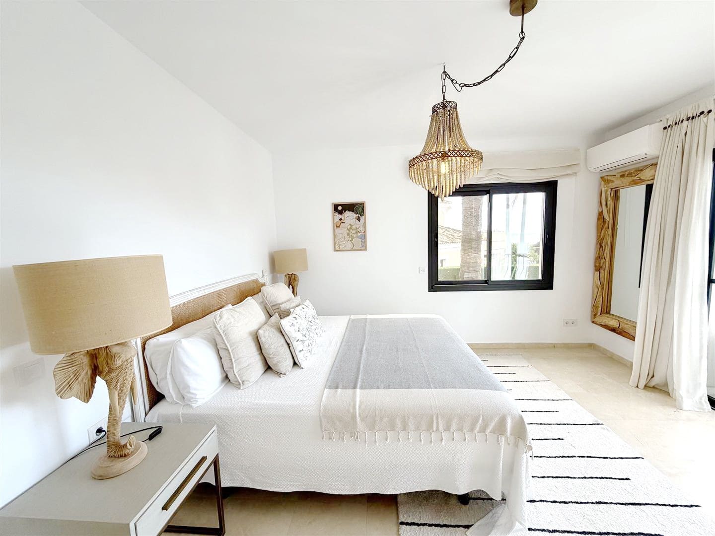 6 quarto Moradia para venda em Marbella com piscina garagem - 2 680 000 € (Ref: 9666186)