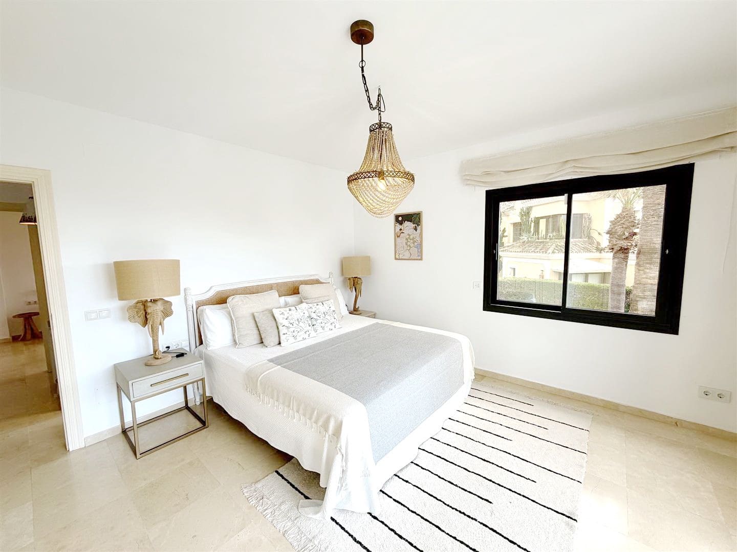 6 quarto Moradia para venda em Marbella com piscina garagem - 2 680 000 € (Ref: 9666186)