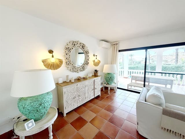 6 quarto Moradia para venda em Marbella com piscina garagem - 2 680 000 € (Ref: 9666186)