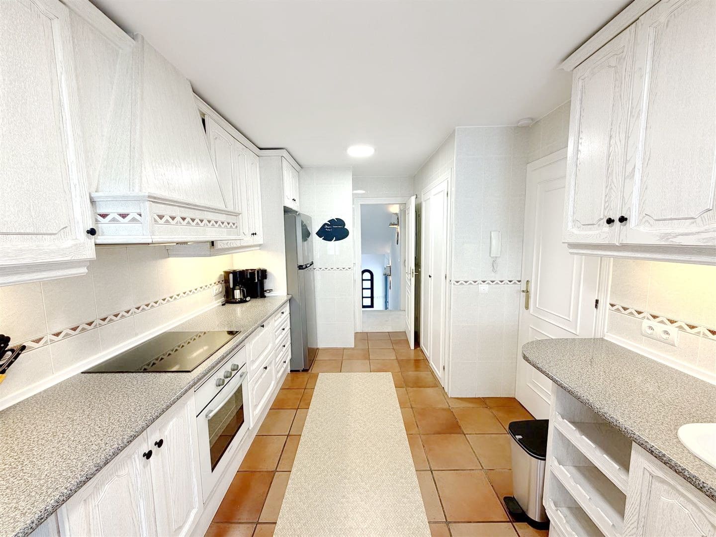 6 quarto Moradia para venda em Marbella com piscina garagem - 2 680 000 € (Ref: 9666186)