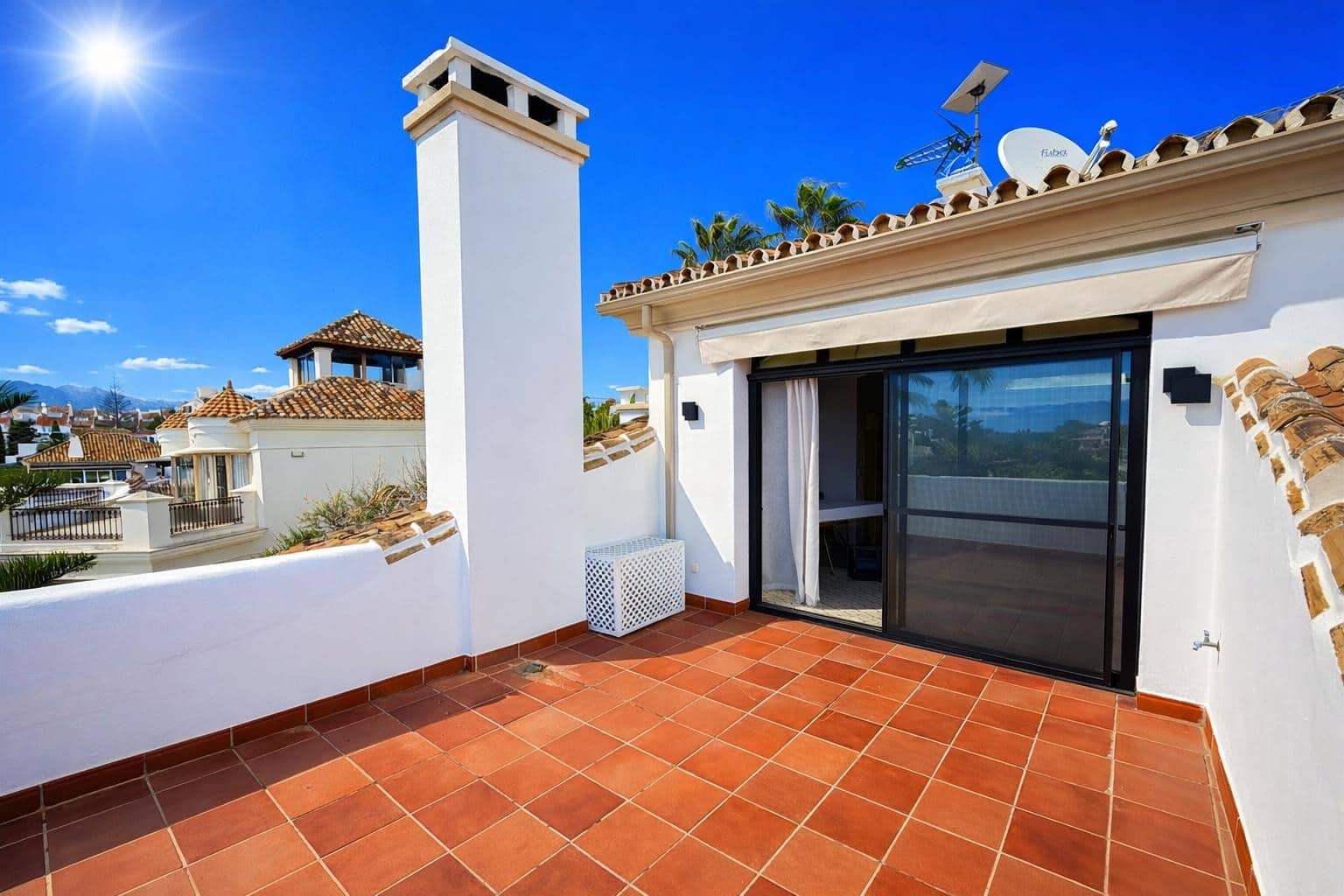 6 quarto Moradia para venda em Marbella com piscina garagem - 2 680 000 € (Ref: 9666186)
