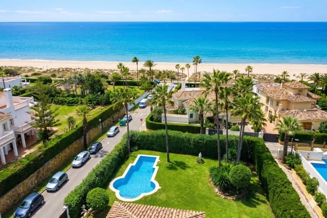 6 quarto Moradia para venda em Marbella com piscina garagem - 2 680 000 € (Ref: 9666186)