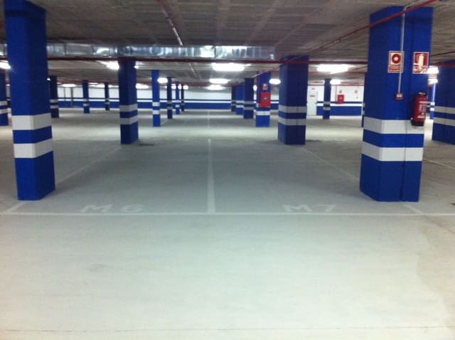 Garage in vendita in Marbella - 50.000 € (Rif: 9679663)