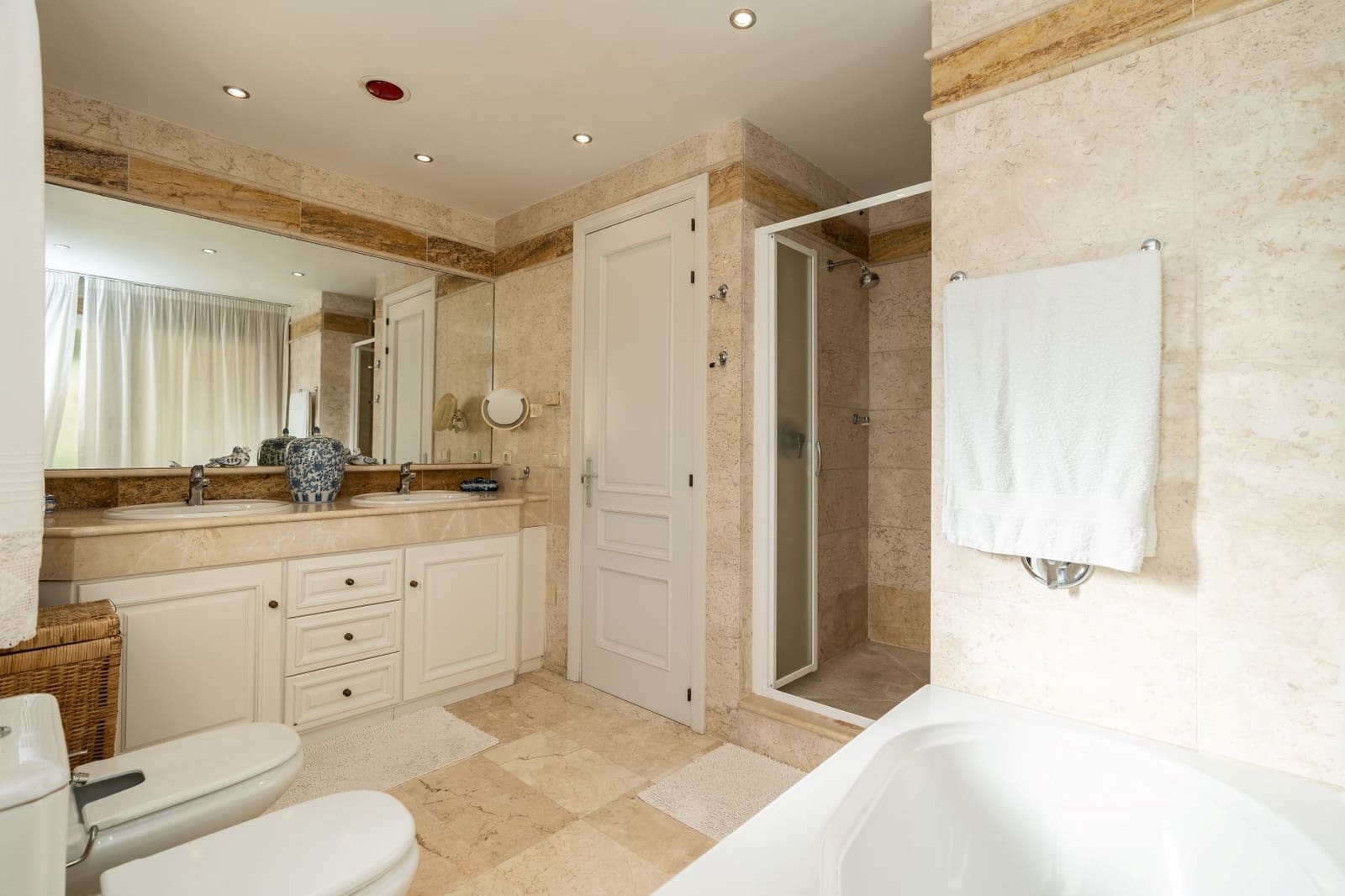 3 quarto Apartamento para venda em Marbella com piscina garagem - 2 990 000 € (Ref: 9682415)