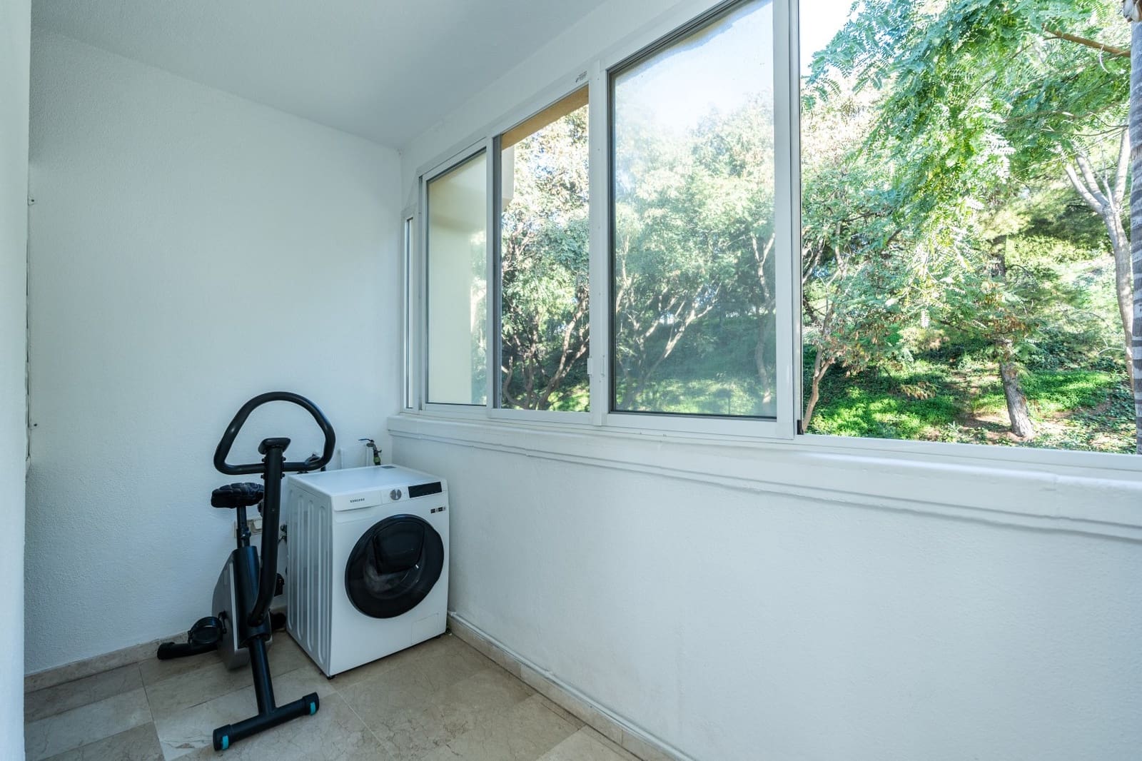 3 chambre Appartement à vendre à Marbella avec piscine garage - 2 990 000 € (Ref: 9682415)