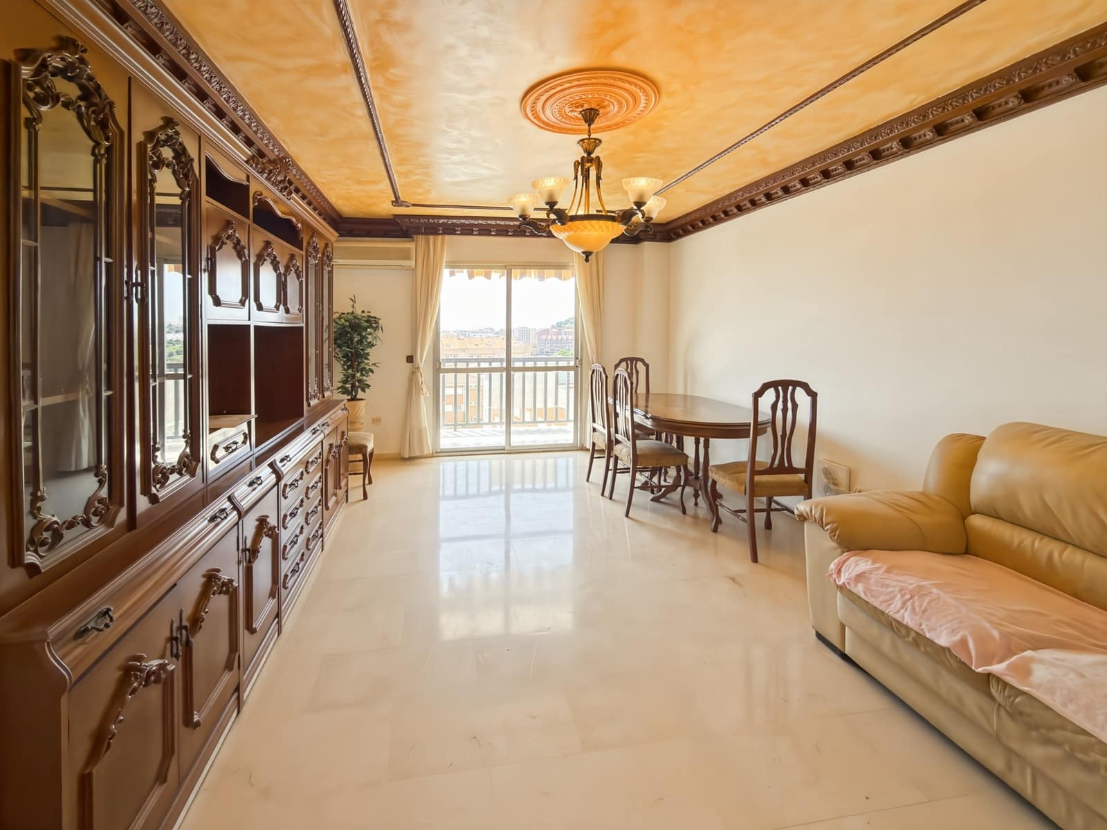 3 Zimmer Wohnung zu verkaufen in Arroyo de la Miel mit Pool Garage - 310.000 € (Ref: 9690368)