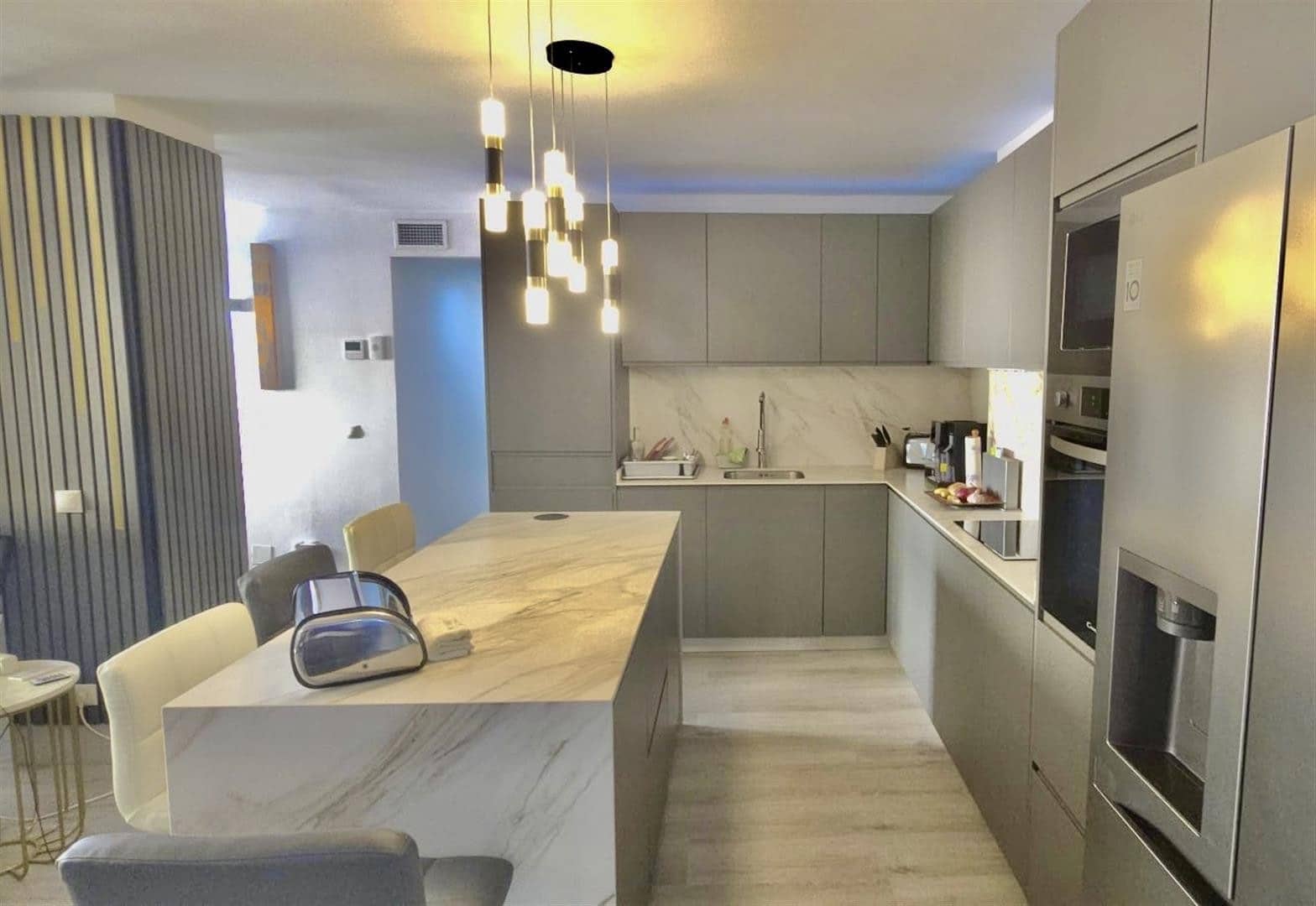 3 sovrum Lägenhet till salu i Marbella med garage - 595 000 € (Ref: 9701481)