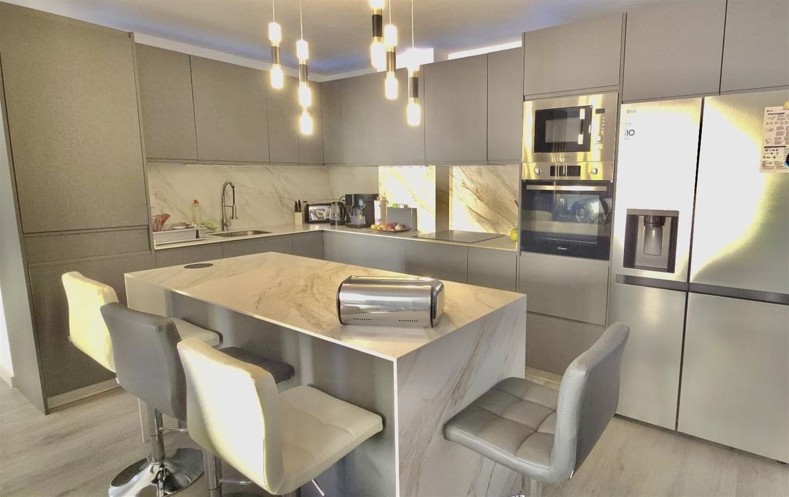 3 sovrum Lägenhet till salu i Marbella med garage - 595 000 € (Ref: 9701481)