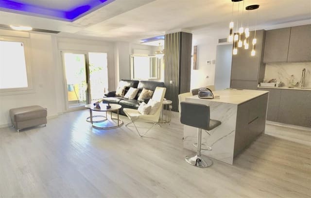 3 slaapkamer Appartement te koop in Marbella met garage - € 595.000 (Ref: 9701481)