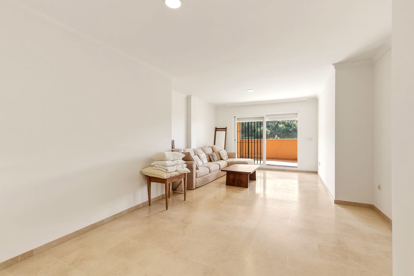 3 sypialnia Apartament na sprzedaż w Marbella z basenem garażem - 440 000 € (Ref: 9721480)