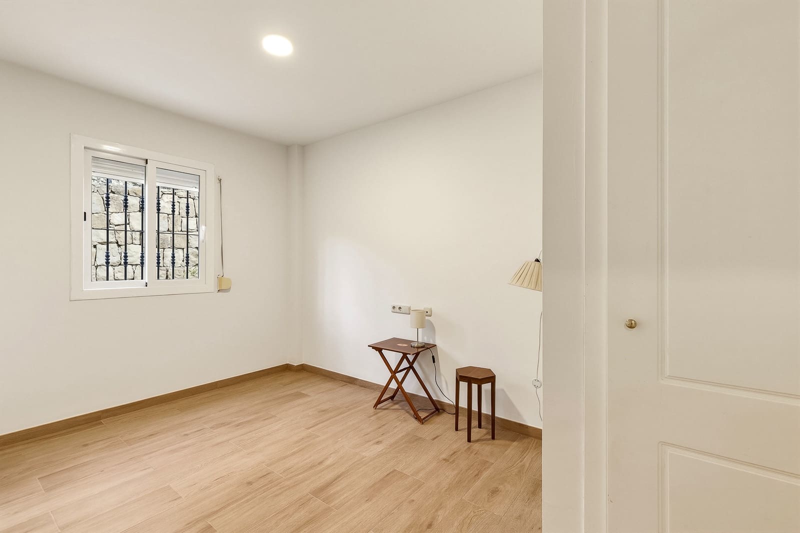 3 sypialnia Apartament na sprzedaż w Marbella z basenem garażem - 440 000 € (Ref: 9721480)