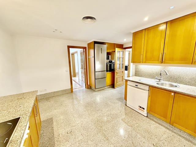 3 soveværelse Semi-Rækkehus til salg i Marbella med swimmingpool garage - € 1.100.000 (Ref: 9780463)