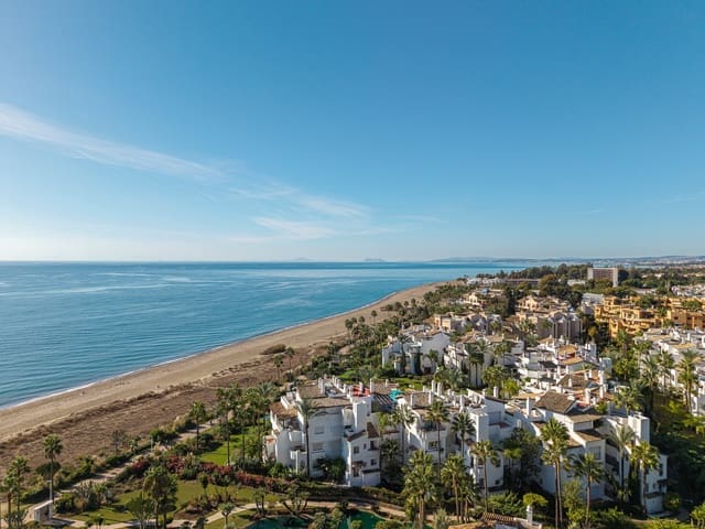3 chambre Appartement à vendre à Costalita, Estepona avec piscine garage - 1 495 000 € (Ref: 9786811)