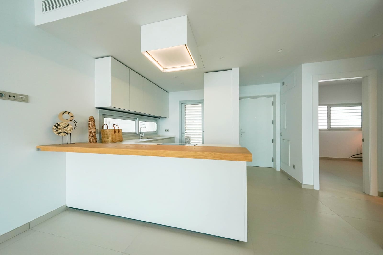 2 bedroom Penthouse for sale in Benalmadena with pool garage - € 775,000 (Ref: 9788339)