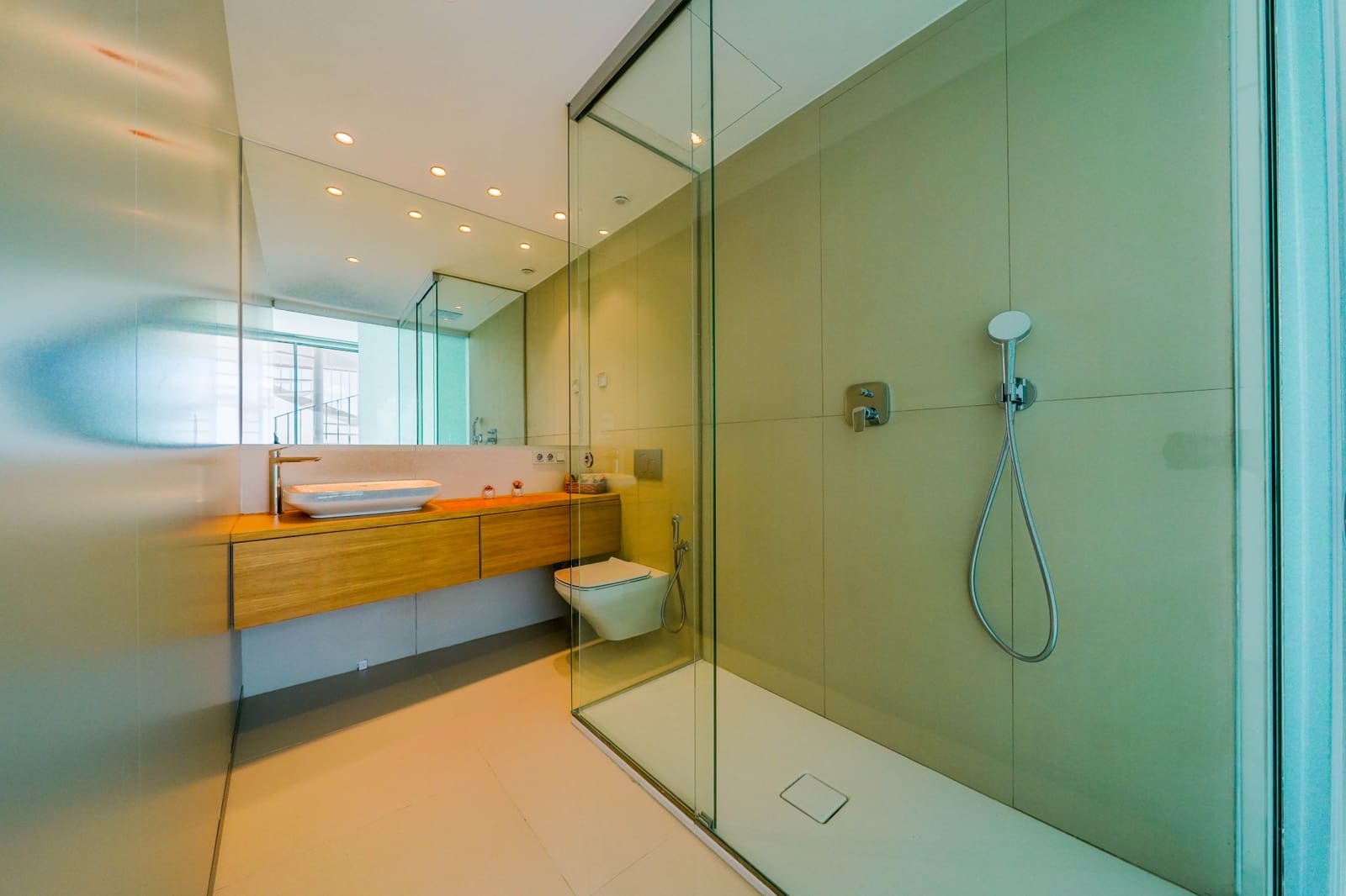 2 bedroom Penthouse for sale in Benalmadena with pool garage - € 775,000 (Ref: 9788339)