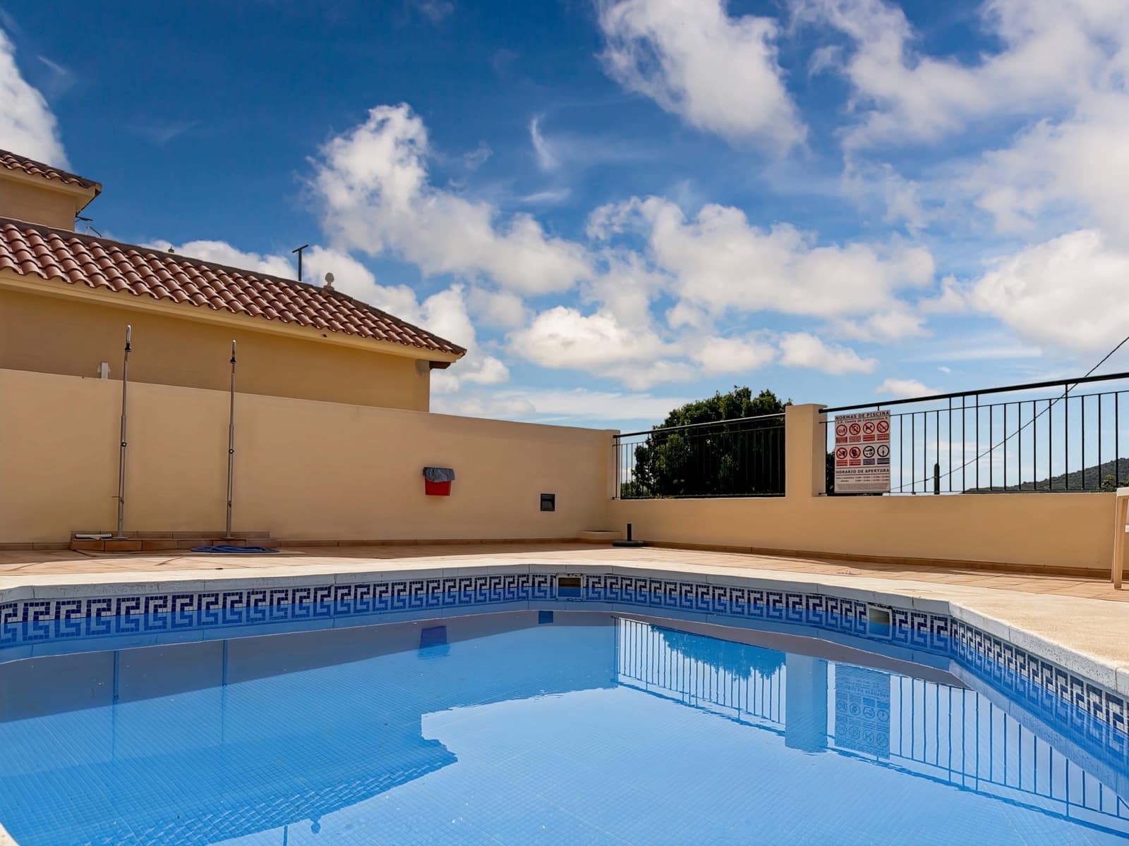 1 bedroom Apartment for sale in Almogia with pool garage - € 223,000 (Ref: 9790955)