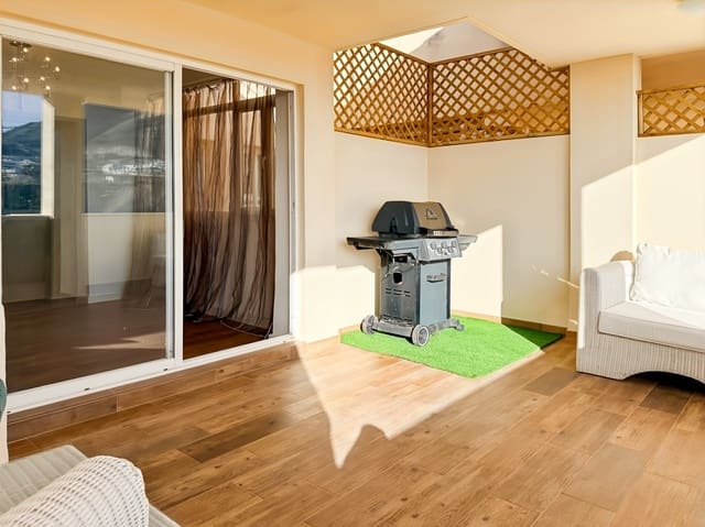 2 soveværelse Lejlighed til salg i Torreblanca, Fuengirola med swimmingpool garage - € 298.000 (Ref: 9825015)