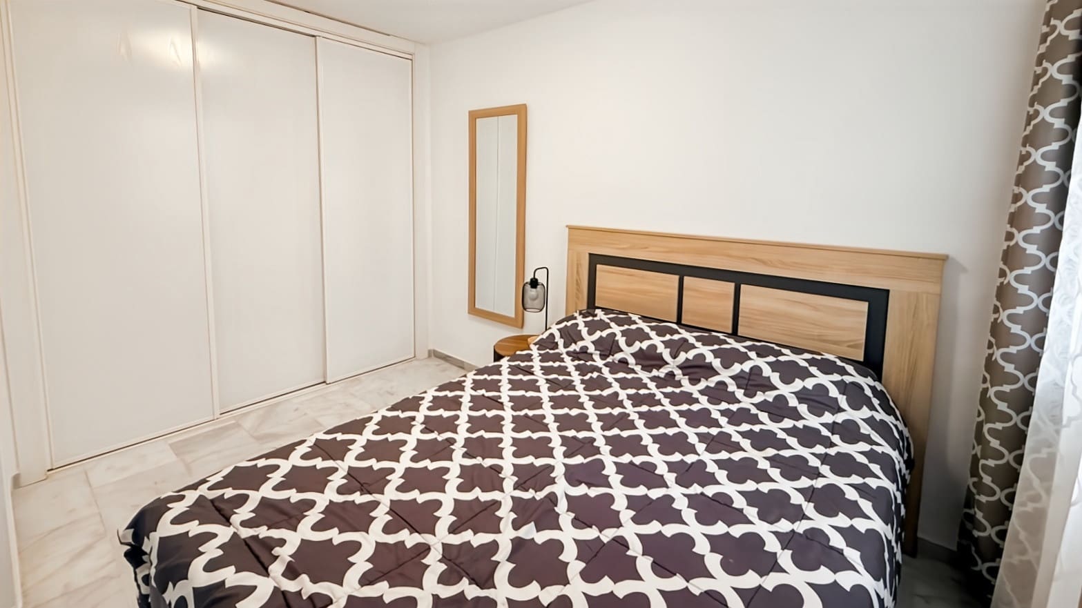 2 soveværelse Lejlighed til salg i Fuengirola med swimmingpool garage - € 298.000 (Ref: 9825015)