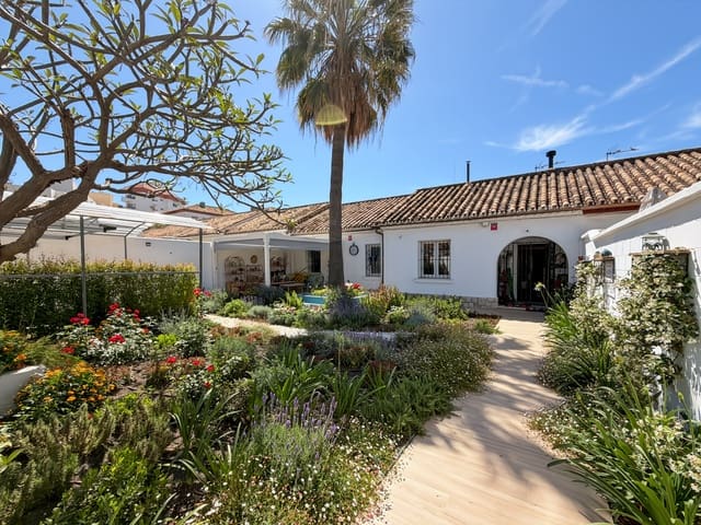 5 soverom Villa til salgs i Ciudad Jardín, Málaga by med garasje - € 860 000 (Ref: 9843330)