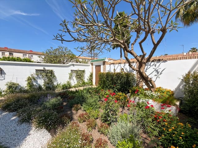 5 soverom Villa til salgs i Ciudad Jardín, Málaga by med garasje - € 860 000 (Ref: 9843330)
