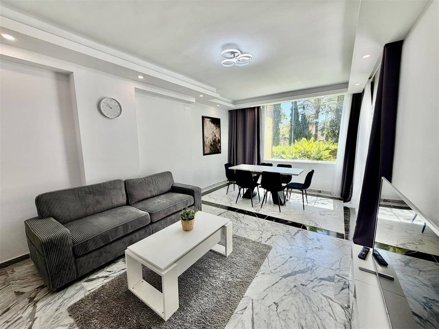 3 Zimmer Apartment zu verkaufen in Marbella mit Pool Garage - 615.000 € (Ref: 9851655)