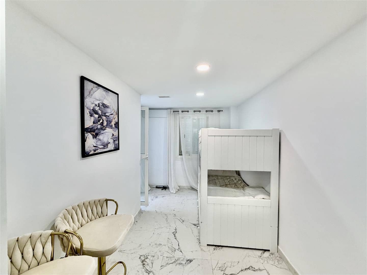 3 Zimmer Apartment zu verkaufen in Marbella mit Pool Garage - 615.000 € (Ref: 9851655)