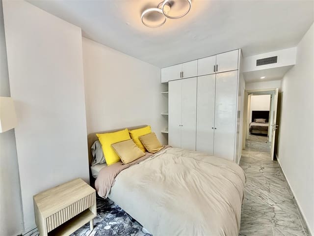 3 Zimmer Apartment zu verkaufen in Marbella mit Pool Garage - 615.000 € (Ref: 9851655)