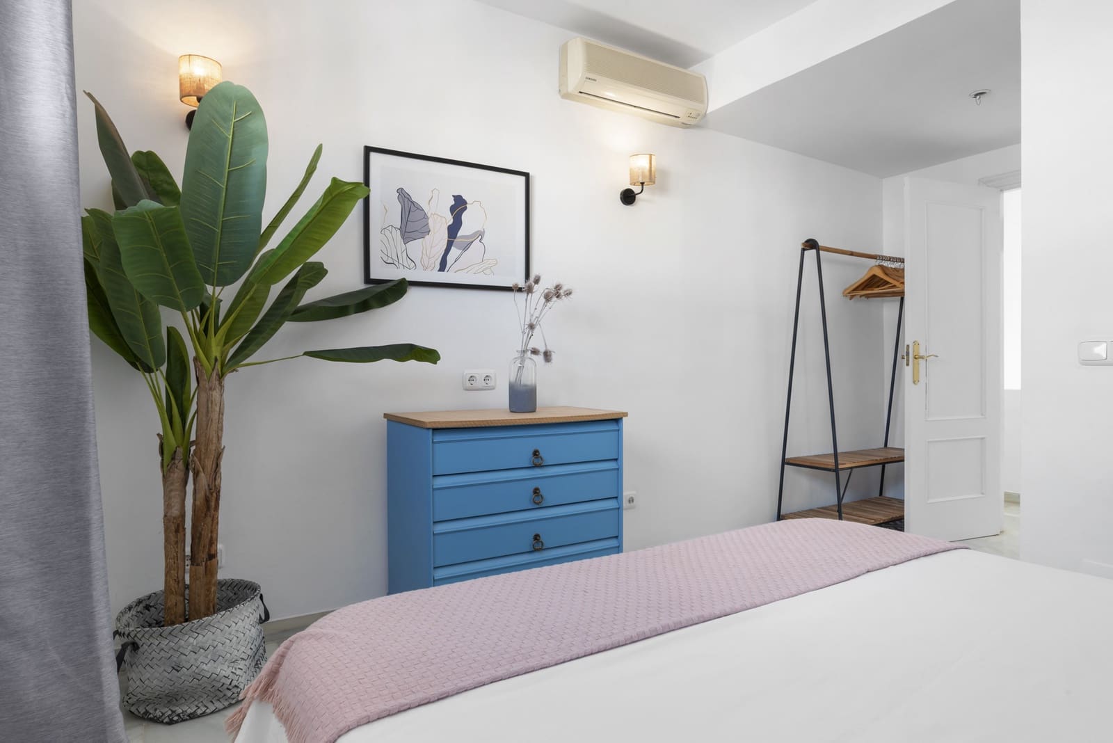 6 chambre Villa/Maison à vendre à Puerto Banus avec piscine garage - 1 400 000 € (Ref: 9851656)