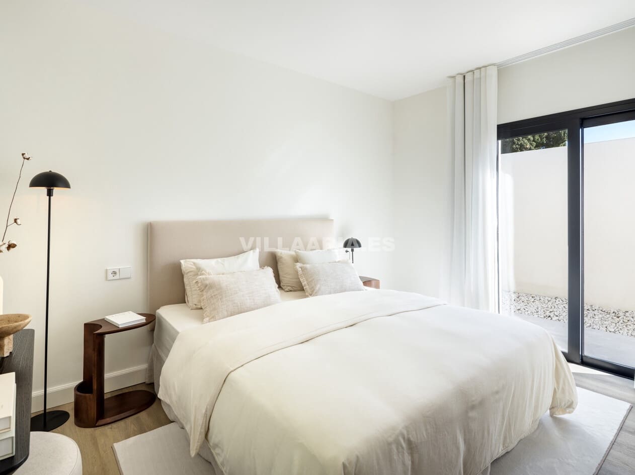 4 soveværelse Villa til salg i San Pedro de Alcantara med swimmingpool garage - € 3.295.000 (Ref: 9876038)
