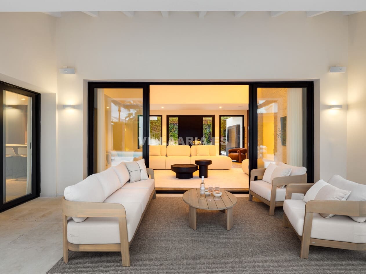 4 soveværelse Villa til salg i San Pedro de Alcantara med swimmingpool garage - € 3.295.000 (Ref: 9876038)